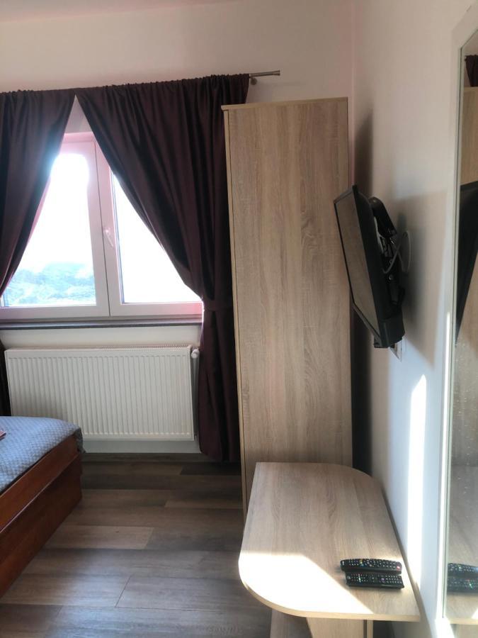 Pensiunea Giulia Home Dezmir Esterno foto