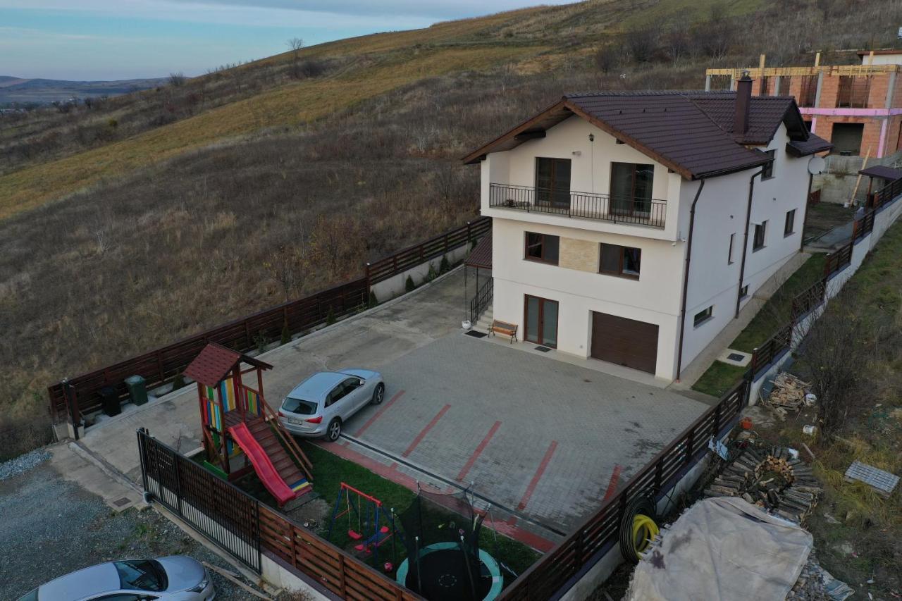 Pensiunea Giulia Home Dezmir Esterno foto