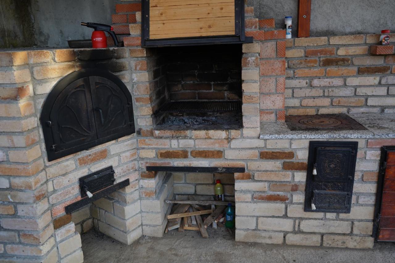 Pensiunea Giulia Home Dezmir Esterno foto